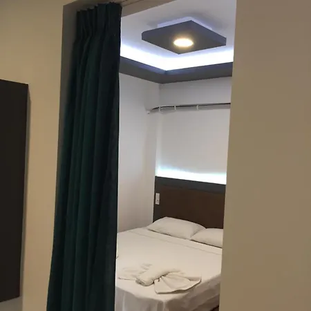 Double Comfort Hostal *